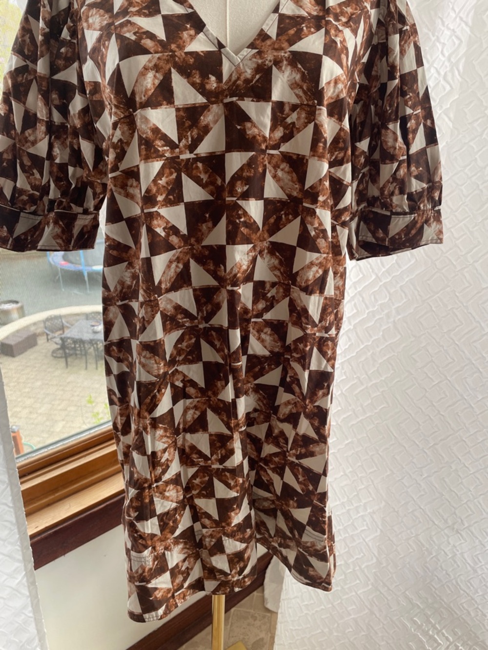 Marie Oliver OLA Brown and White Geometric Print Cotton Casual Dress - Picture 6 of 15